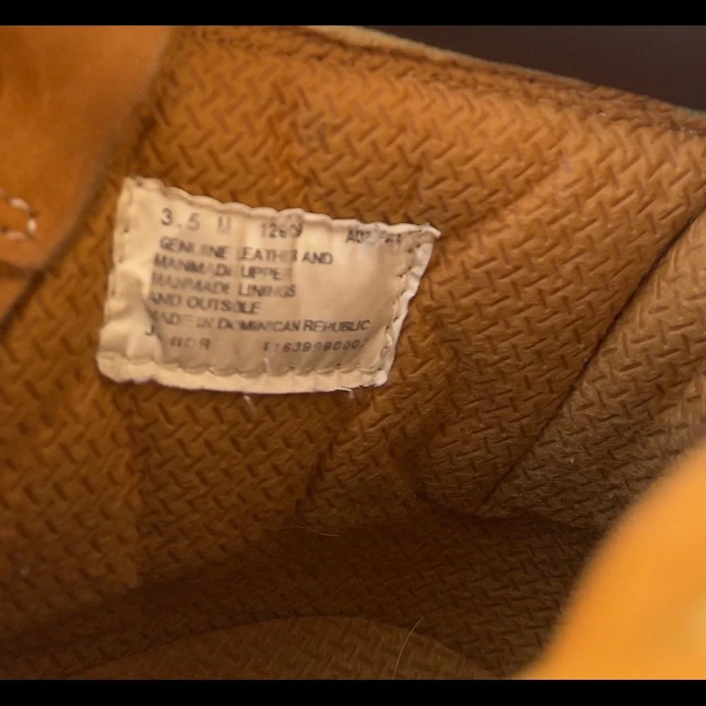 Timberland boots- size 3.5‎